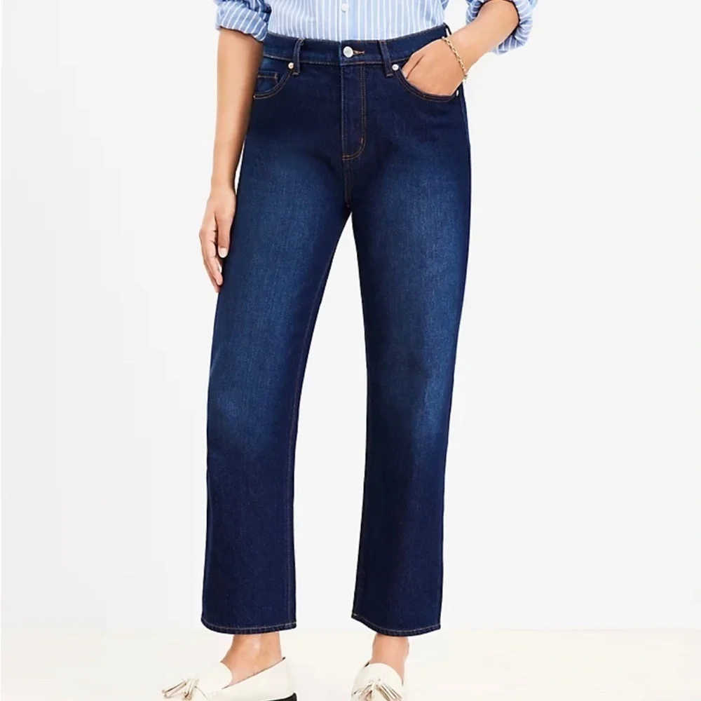 LOFT Petite High Rise Straight Jeans In Clean Dark Wash - Picture 1 of 5